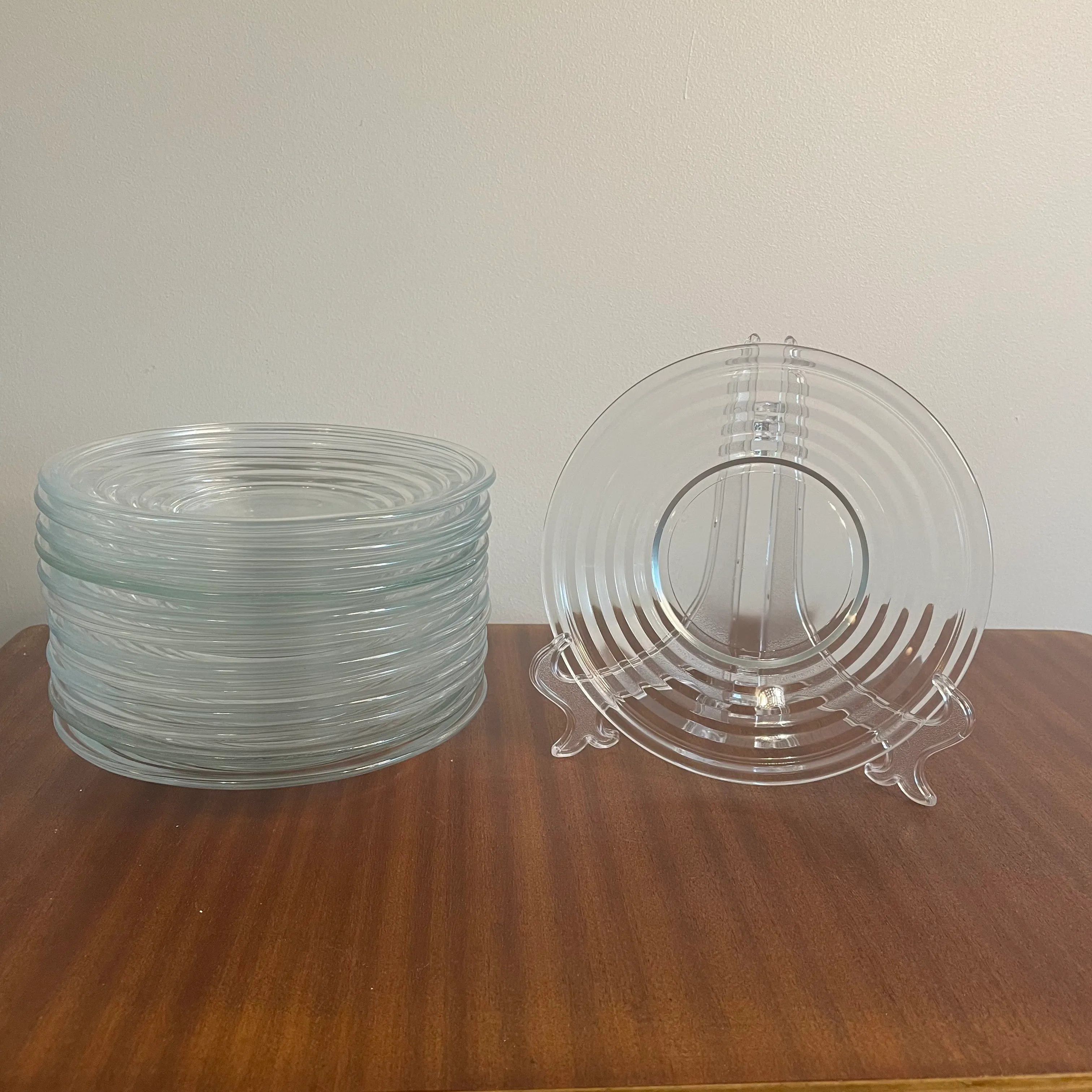 Aino Aalto- leivoslautaset – kuva 1
